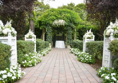 Westbury Manor